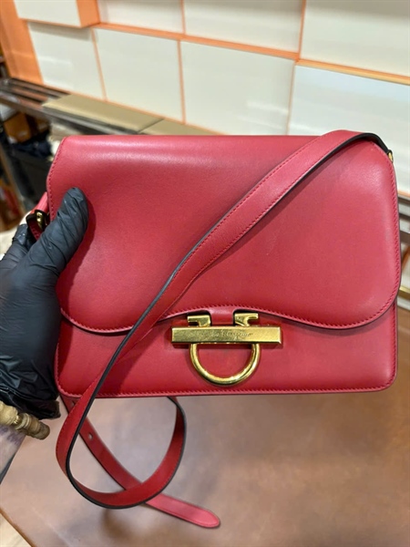 Túi Salvatore đỏ (AU-21-H321) sz23 +
