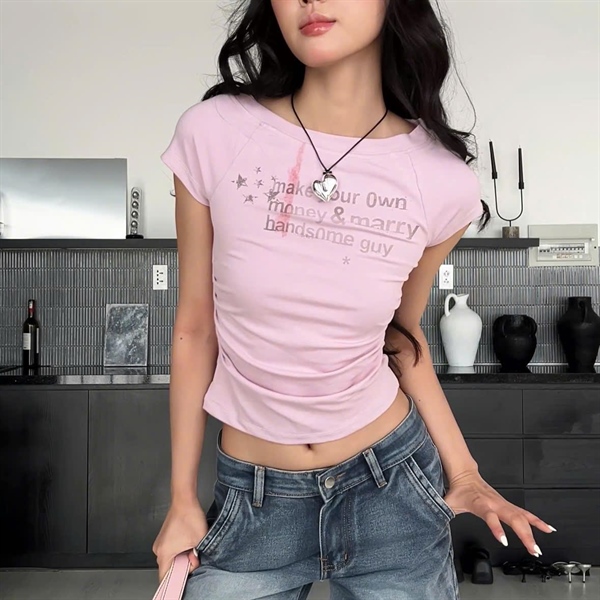 TWENTI Áo Thun Trễ Vai In Chữ Marry - HỒNG
