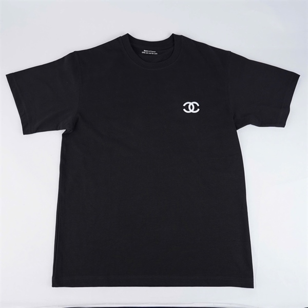 Áo thun Chanel đen cổ tròn size XL +