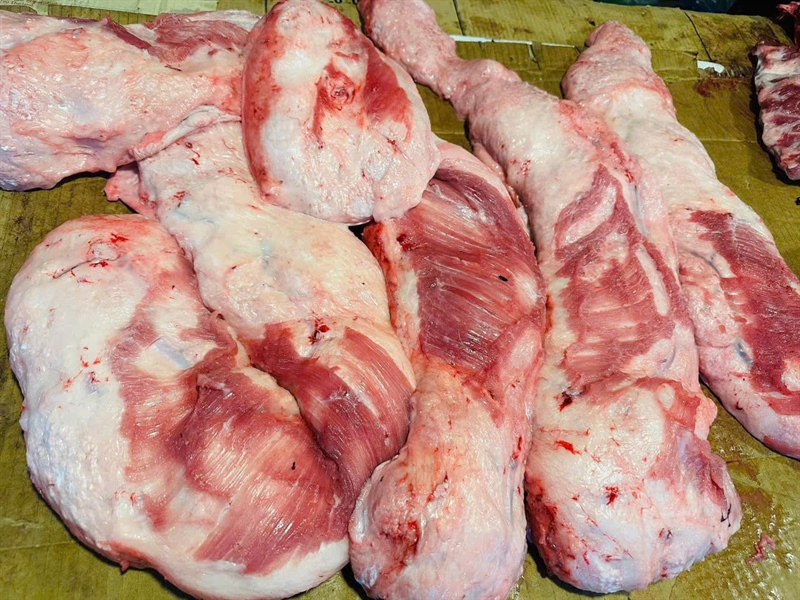 Nầm sữa lợn bản