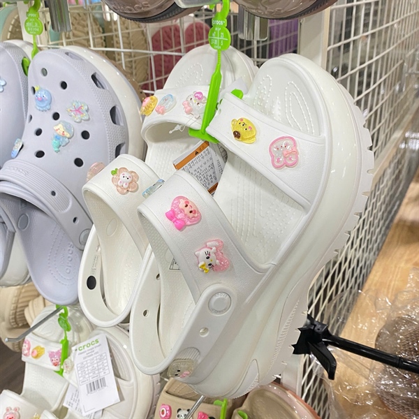 2 QUAI 7CM ĐẾ BỐNG