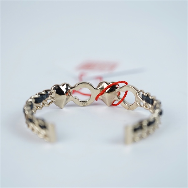 Vòng tay Chanel đính đá trái tim (HN) KG+