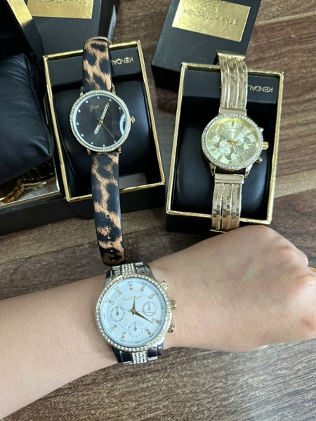 ĐỒNG HỒ KENDALL + KYLIE VÀNG NỮ