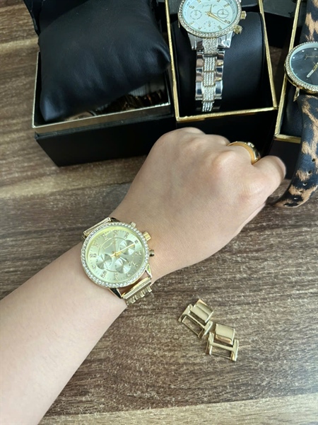 ĐỒNG HỒ KENDALL + KYLIE BẠC NỮ