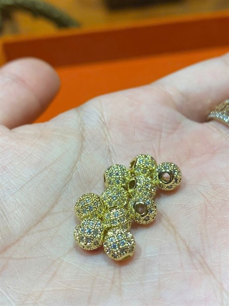 Charm hạt tròn vàng đính đá 6mm