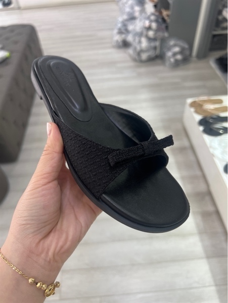 DÉP BỆT QUAI KHUYẾT NƠ -ĐEN