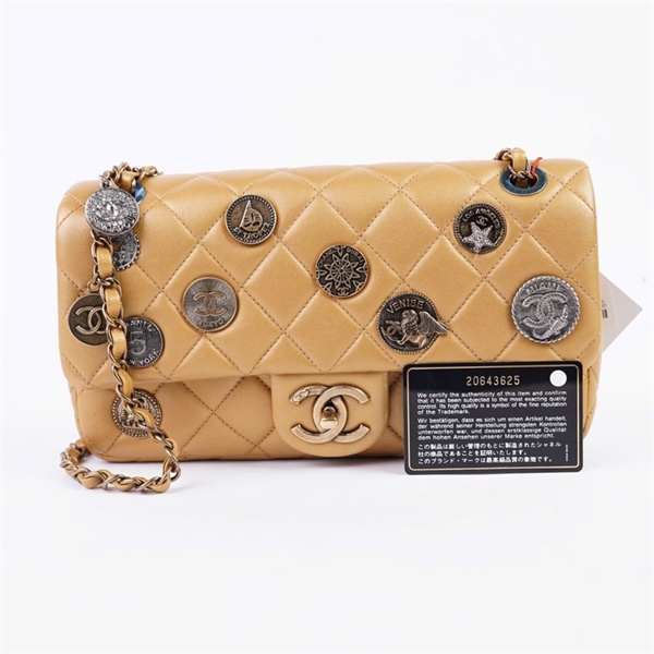 Túi Chanel Charm vàng (20643625) sz25 KG+