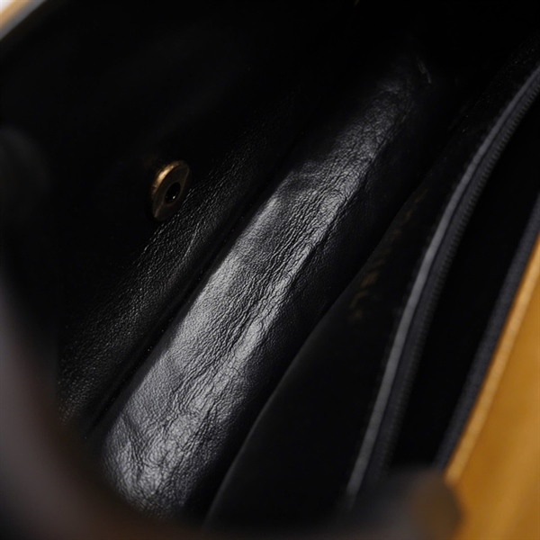 Túi Chanel Charm vàng (20643625) sz25 KG+