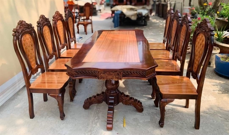 BÀN ĂN GỖ TRÀM 8 GHẾ