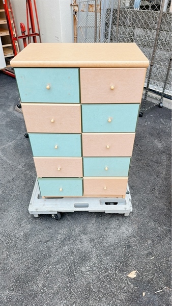 Tủ đựng 10 ngăn vàng xanh