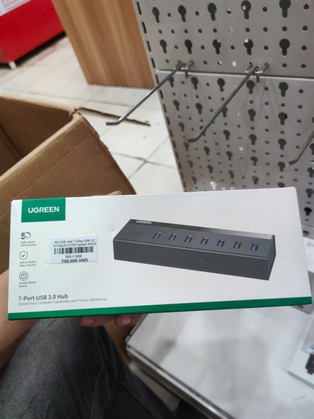 Bộ HUB chia 7 Cổng USB 3.0 Có Nguồn 5V/2A Ugreen 40522