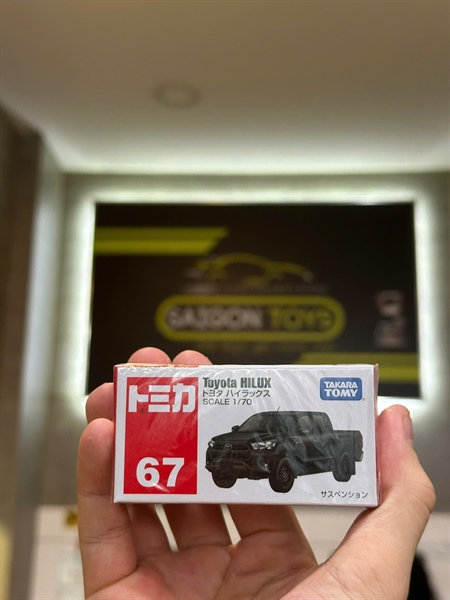 [SGTVN] Tomica No.67-10 Toyota Hilux