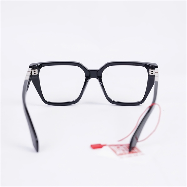 Kính Off-White đen OERJ034 1000 (54-17-145) KG+