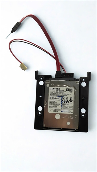 Dịch vụ lắp ổ cứng có lưu sẵn mã hoá (Full Disk Encrytion), được đồng bộ với Firmware A8U500M (nguồn 5V - 1A), Sata 3.0 Gbps chuyên dụng cho dòng HP E72525/72530