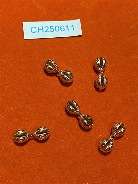 Charm vàng hạt đậu CH250611 +