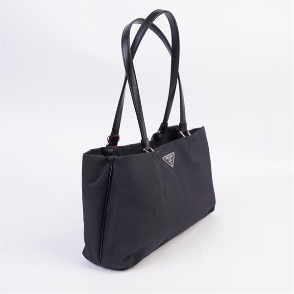 Túi Prada kẹp nách đen sz26 KG+