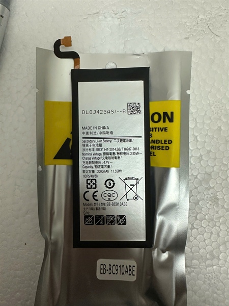 Pin thay thế EB-BC910ABE cho C910 kèm bộ sửa và keo.