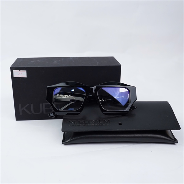 Kính Kuboraum đen Maske F4 BS (52-17-145) KG+