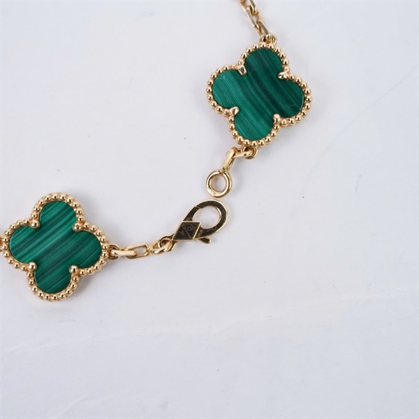 Vòng tay Van Cleef hoa xanh (HC)+