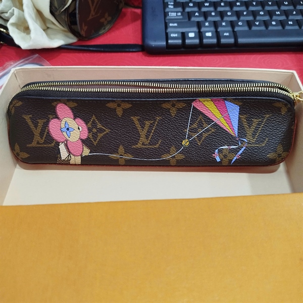 Túi LV đựng bút hoa nâu in hình (SN0159) sz21 (LU)+