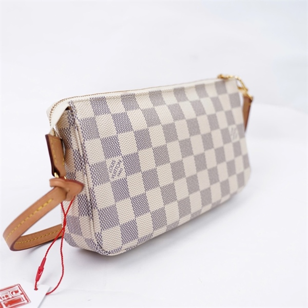 Túi LV kẹp nách ô vuông trắng (MB2280) sz22 (BMC) KG+