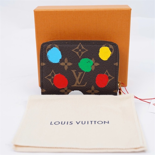 Ví LV hoa nâu gập 2 chấm bi (LU)+