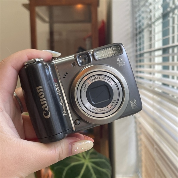 Canon Powershot A590is
