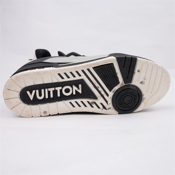 Giày LV đen xám sz7 (UK) (BQ) KG+