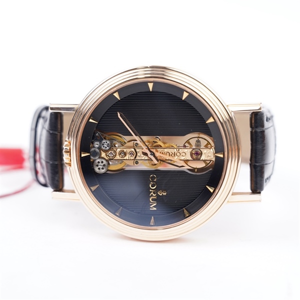 Đồng hồ Corum mặt tròn dây đen (2272377) sz40.8 (HC) KG+