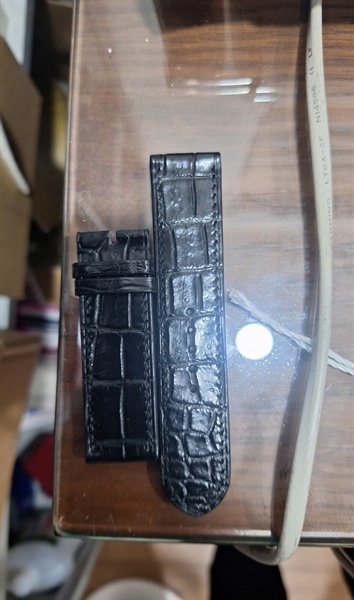 Dây đồng hồ Franck Muller đen da cá sấu +