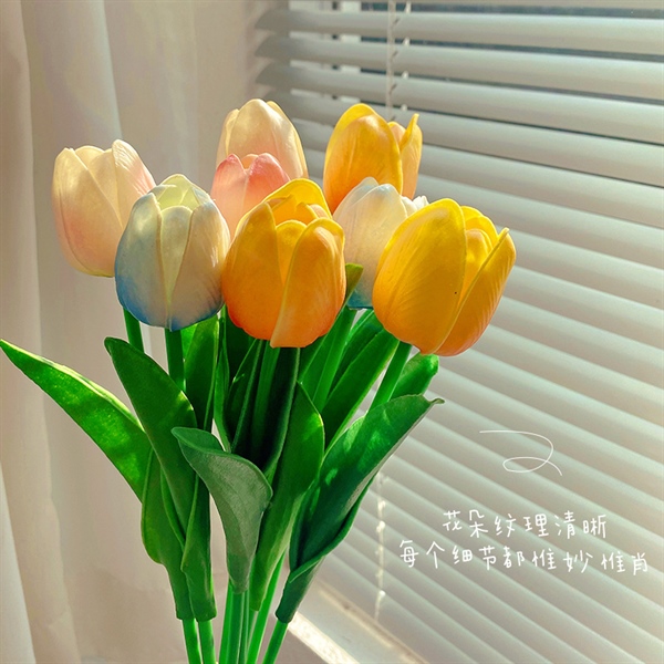 Hoa tulip giả trang trí