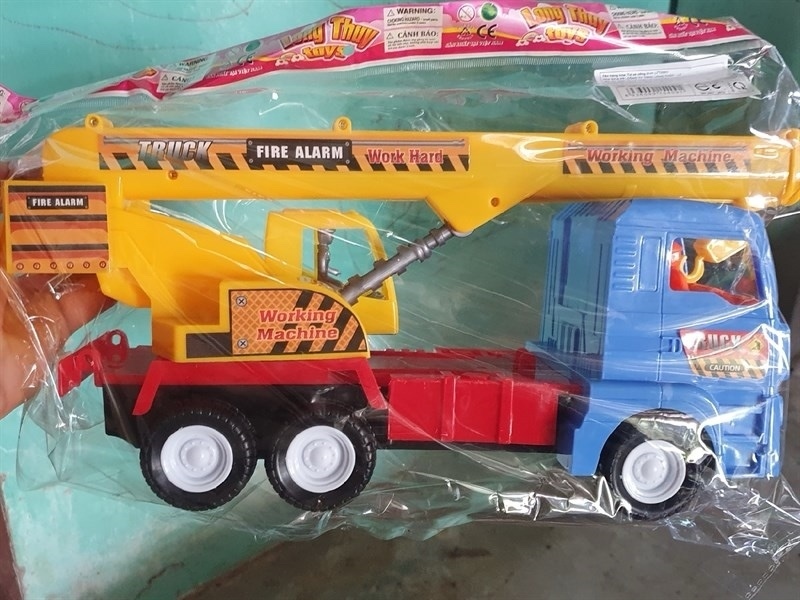 Xe trớn cần cẩu LTT6880