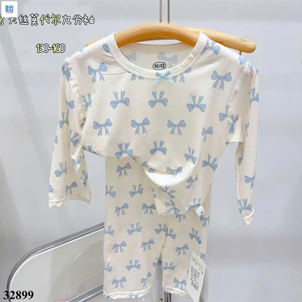 32899- Bộ Tencel TD- Nơ Xanh Dương Nền Kem