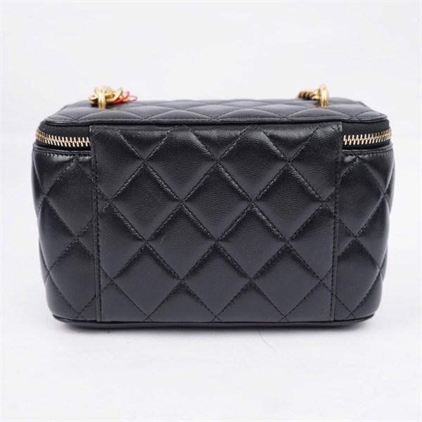 Túi Chanel Vanity đen logo vàng (ALAP7PH4) sz16 (MV) KG+