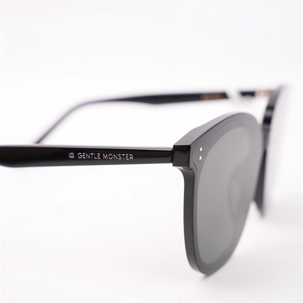 Kính Gentle Monster đen Col 01 (65-18-151) (A-T) KG+
