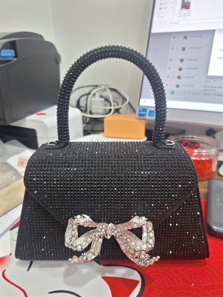 Túi Self Portrait Handle đen đính cườm khóa nơ sz21 (TL) KG+