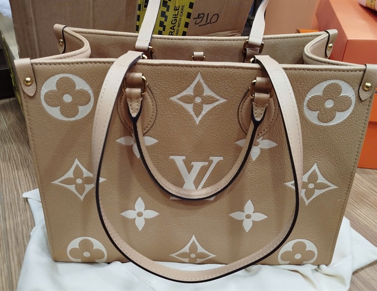 Túi LV Onthego nâu hoa trắng sz34 +