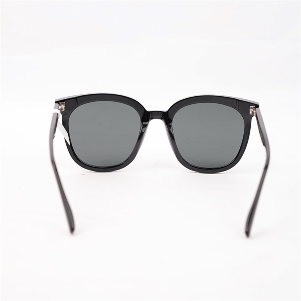 Kính Gentle Monster đen Col 01 (65-18-151) (A-T) KG+