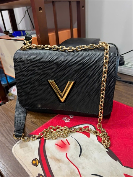 Túi LV Twist đen kèm gương sz23 (MV) KG+