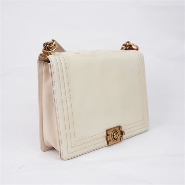 Túi Chanel Boy trắng (1515305) sz30 (HN) KG+