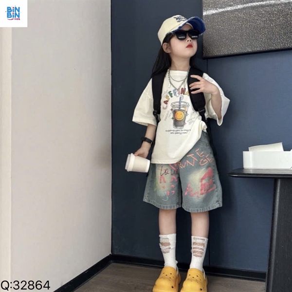 32864- Quần lửng hình mặc cười