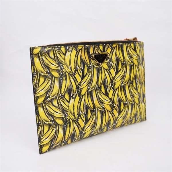 Túi Prada Clutch vàng sz28 (MV) KG+