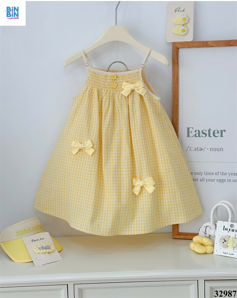 32987-Đầm Sofia 2 Dây Caro Nơ Vàng