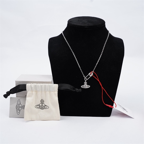 Dây chuyền Vivienne Westwood bạc KG+