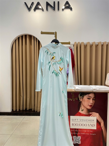 Áo dài truyền thống lụa thêu cành chim