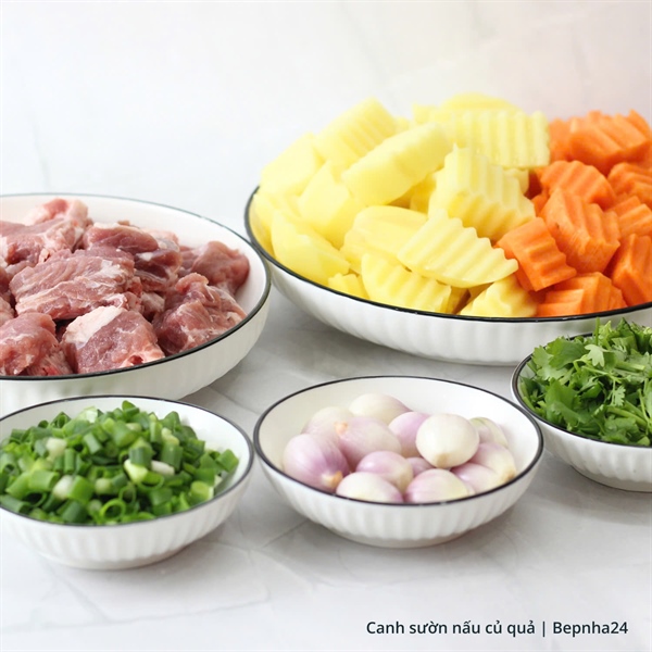 Canh sườn nấu củ quả (2 người)