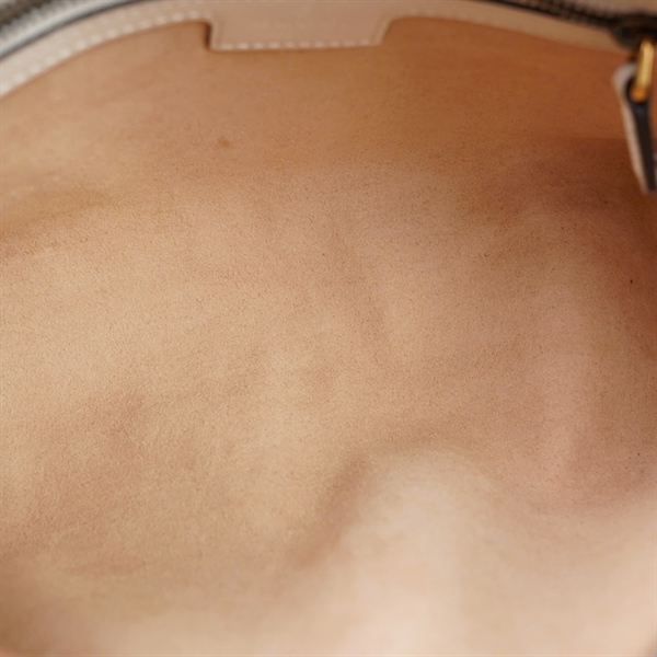 Túi GG Handle trắng kèm ổ+ 1 chìa (746319-213317) sz25+