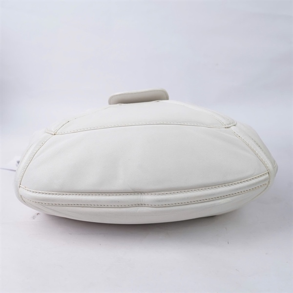 Túi Loewe kẹp nách trắng sz29 (HN) KG+