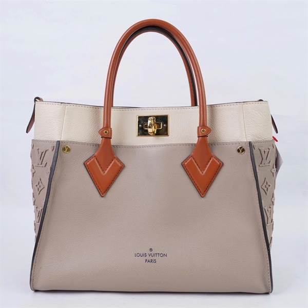 Túi LV On My Side xám phối nude (SR2159) sz30 (BQ) KG+