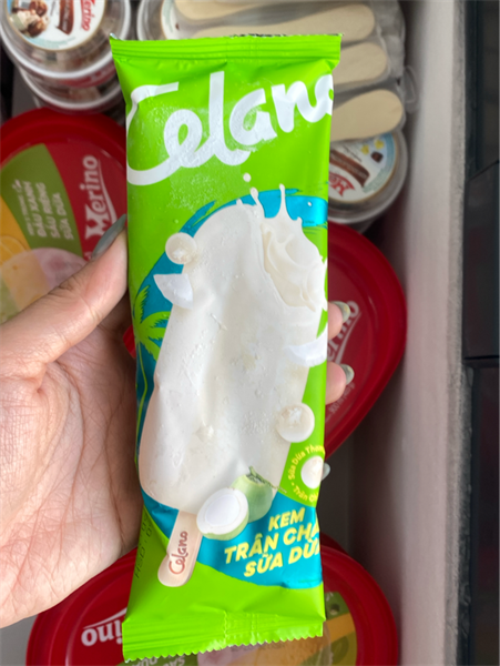 Kem que Celano dừa trân châu 75g